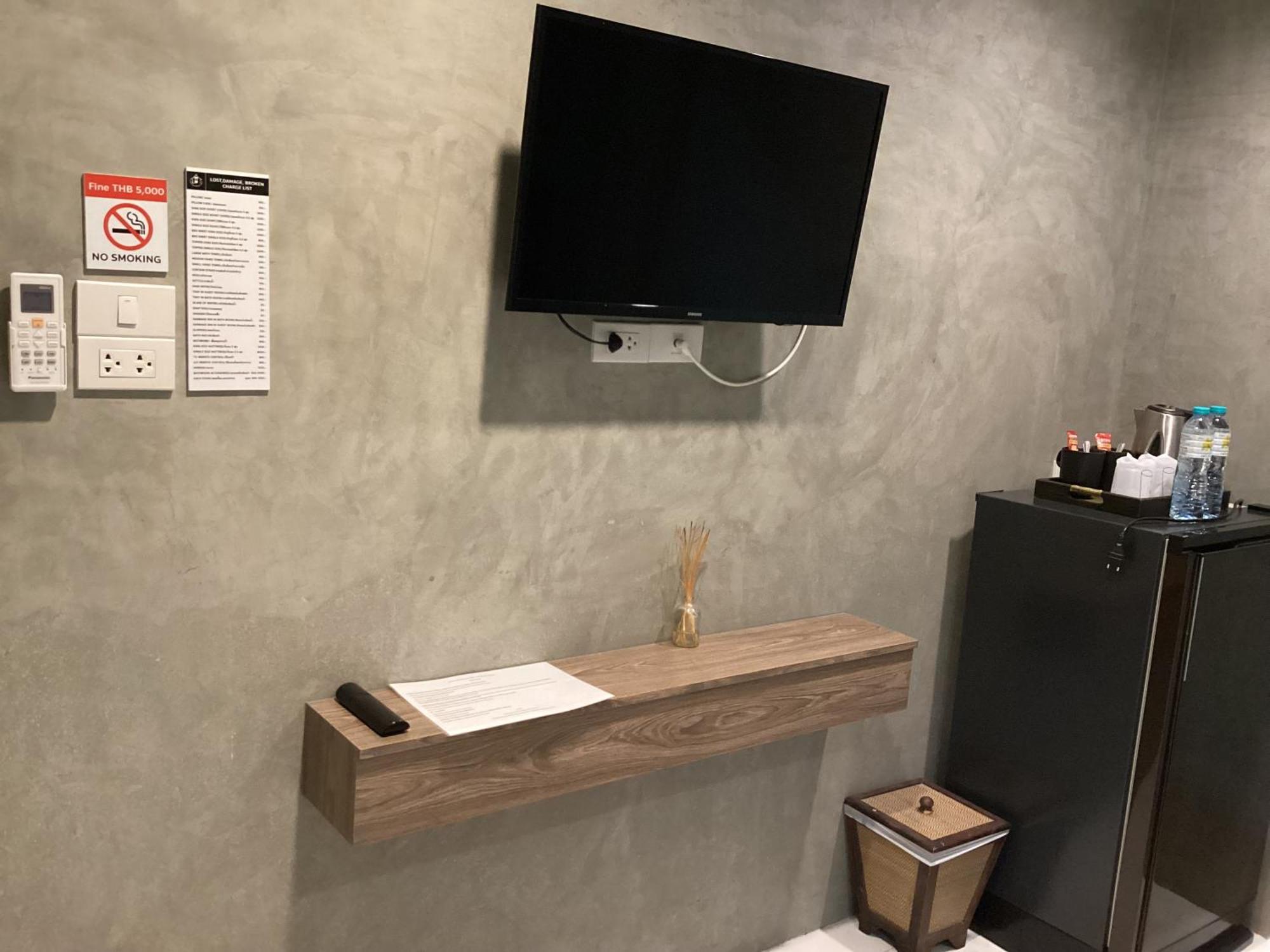 Puak Taem Boutique Hotel Chiang Mai Luaran gambar