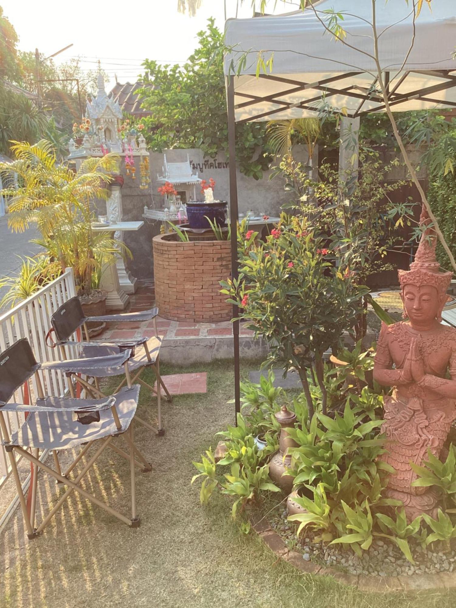 Puak Taem Boutique Hotel Chiang Mai Luaran gambar